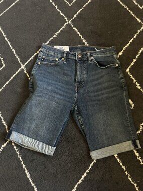 💰 30% Discount Filler - Slim Cuffed Denim Shorts